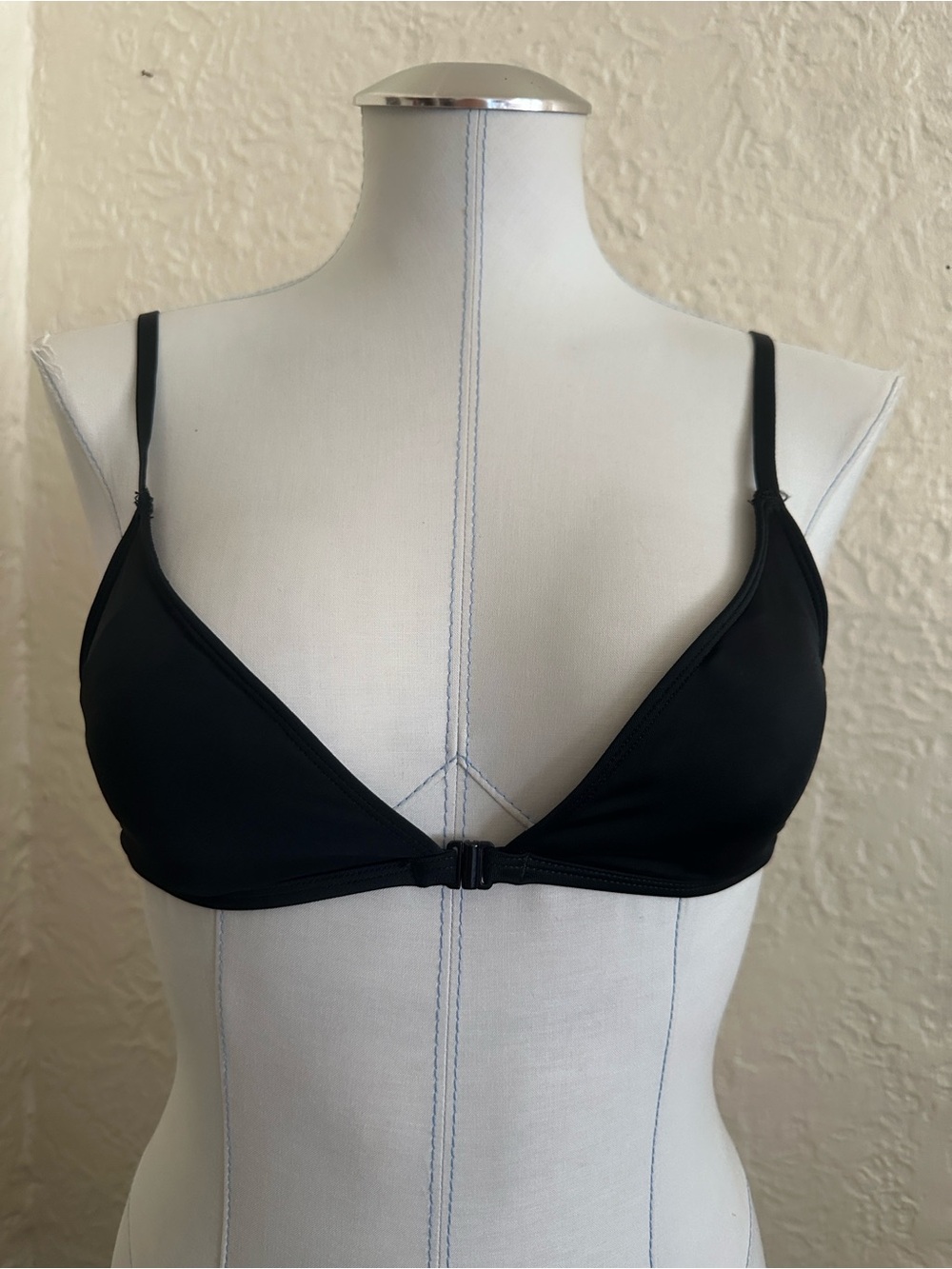 Urban Outfitters Out From Under Black Front Closure Bikini Swim Top Small